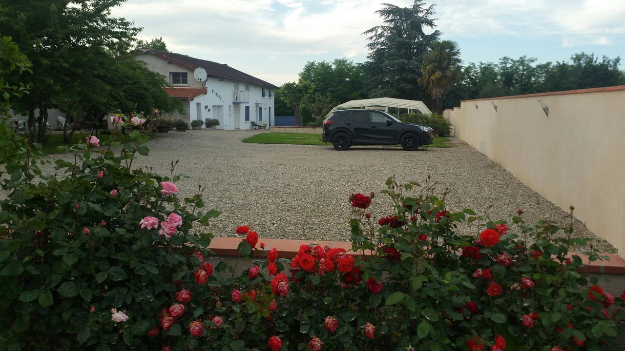 Bed and Breakfast Douce France 82 Saint-Nicolas-de-la-Grave Exterior foto