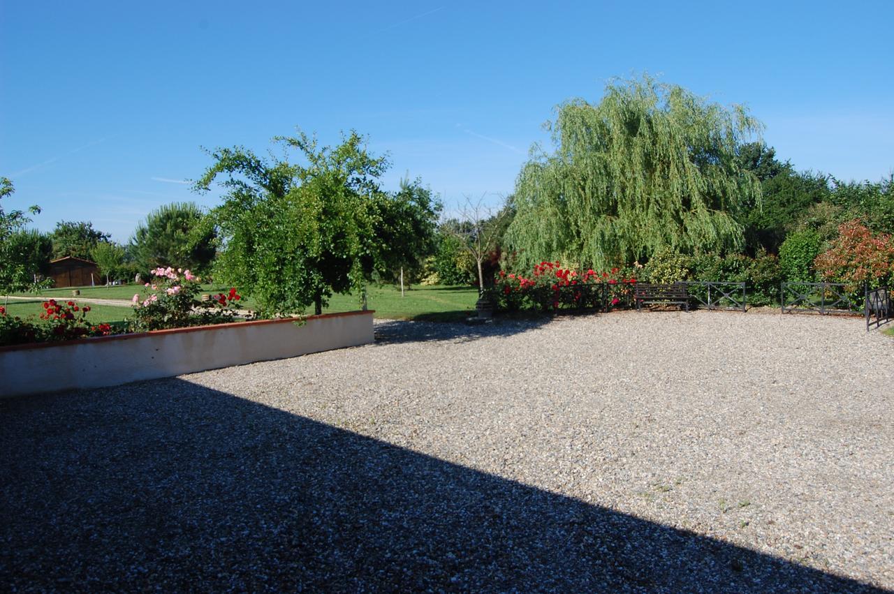 Bed and Breakfast Douce France 82 Saint-Nicolas-de-la-Grave Exterior foto